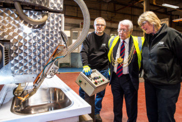 Lord Mayor visits Pland Stainless in Leeds