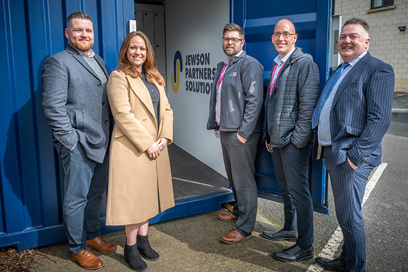 Jewson Partnership Solutions (JPS) has launched its first smart collection point, designed to give customers and operatives round-the-clock access to the materials or tools they’ve ordered. 