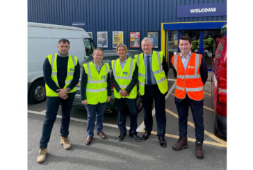 Jewson welcomes local MP to highlight merchant sector’s role in home energy efficiency