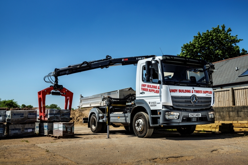 Impressed by the proven performance of its long-running predecessor, South Wales-based Undy Building & Timber Supplies looked no further than another Mercedes-Benz Atego from Euro Commercials.