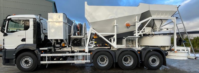 With a growing number of merchants successfully launching drive-thru batching plants for concrete and screed, IHS UK has taken the concept one stage further with the introduction of its 'mobile' Conqueror XL solution.