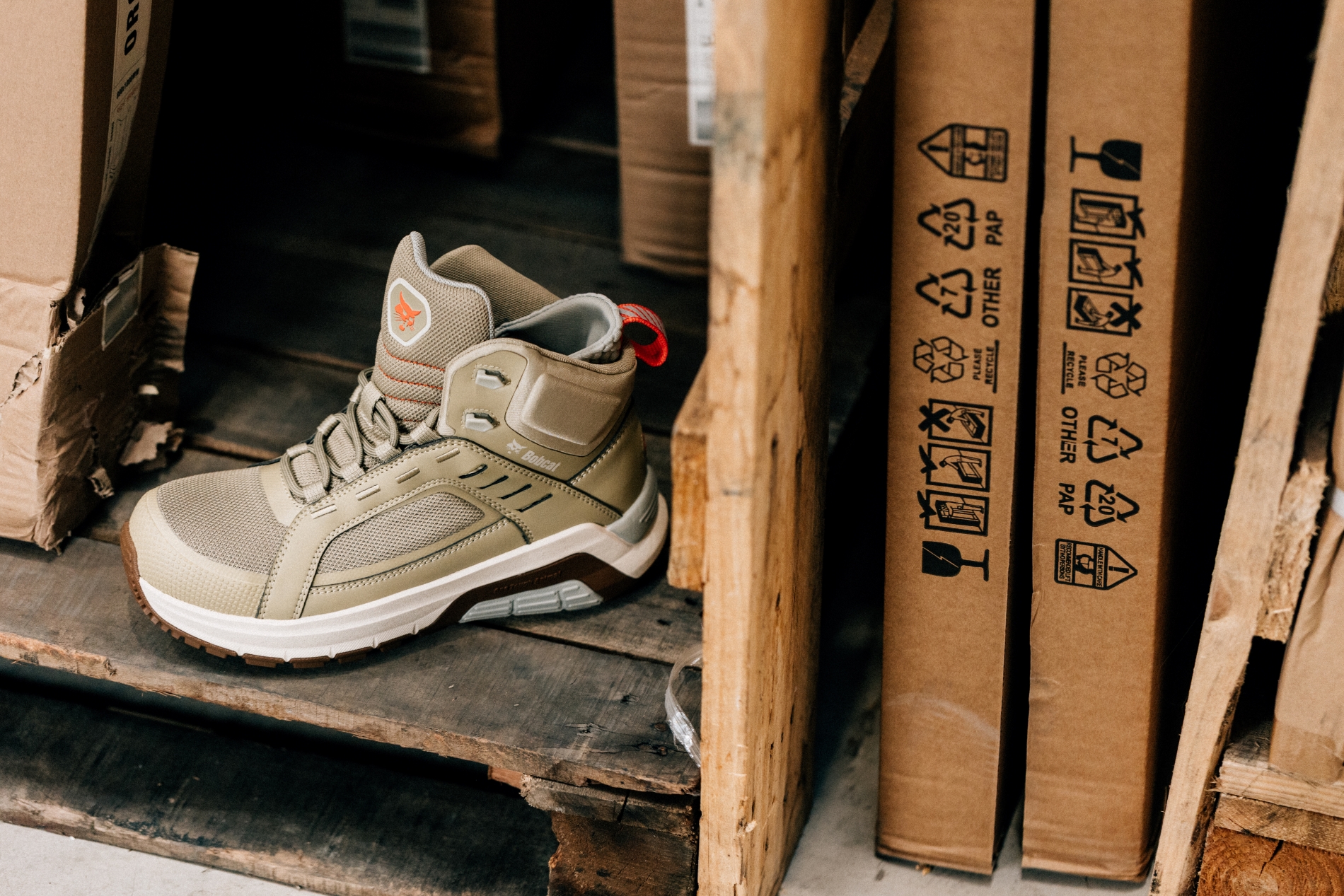 Overland Shoes responds to market gap with Bobcat Safety Footwear women’s collection