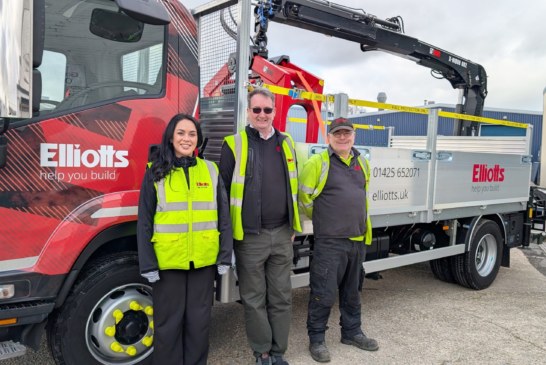 Elliotts trials specialist 13.5T crane lorry for rural deliveries