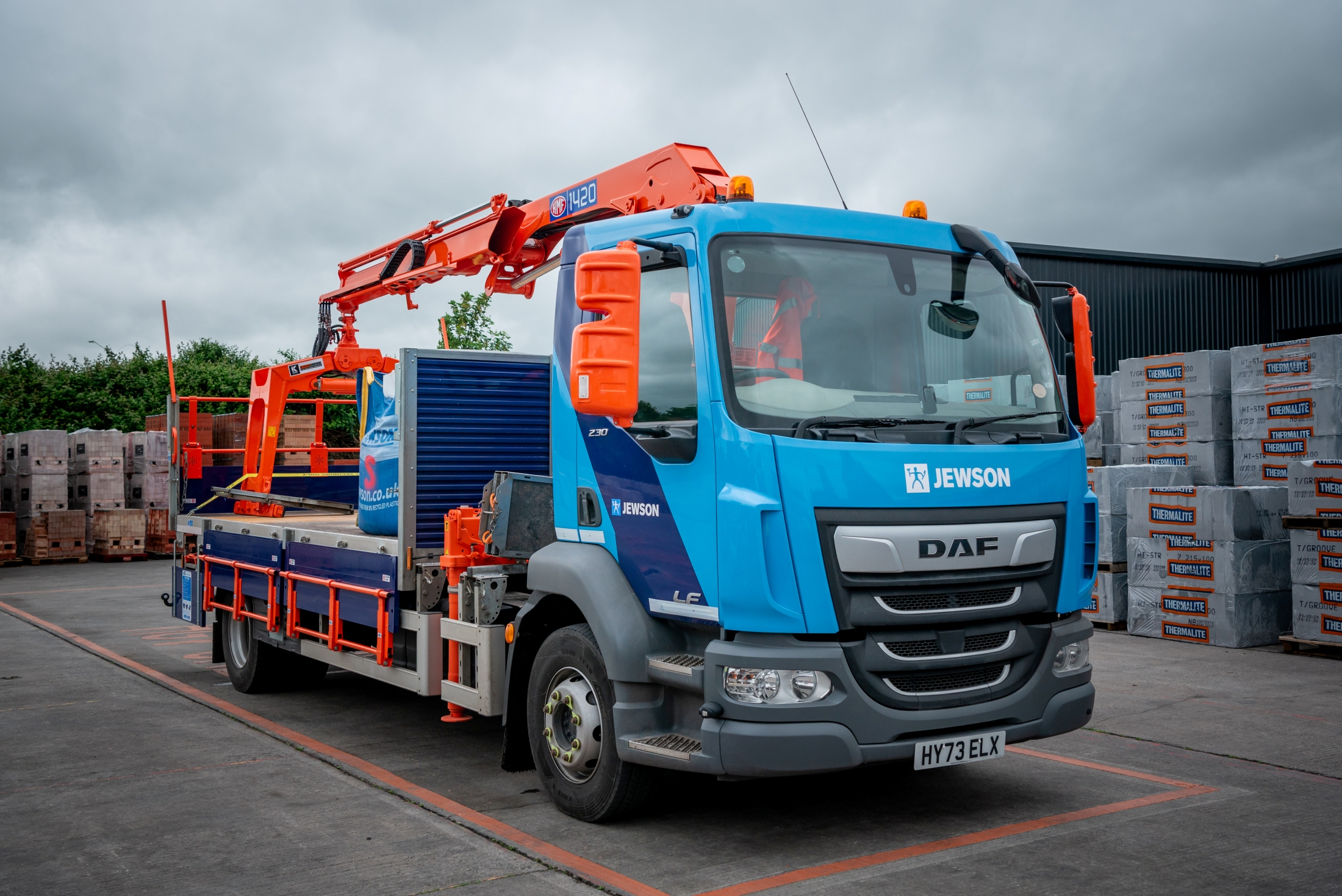 “Real-time delivery update service” launched by STARK UK