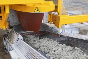 Beesley & Fildes has opened its first Fibo Collect self-service batching plant at its Widnes branch, giving tradespeople access to freshly mixed concrete, mortar and screed in volumes from just 0.25m³.